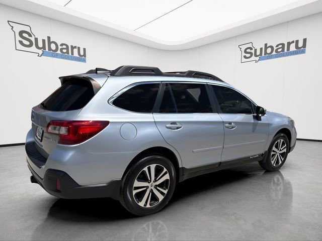 Used 2018 Subaru Outback 2.5i Limited AWD/4WD image 7