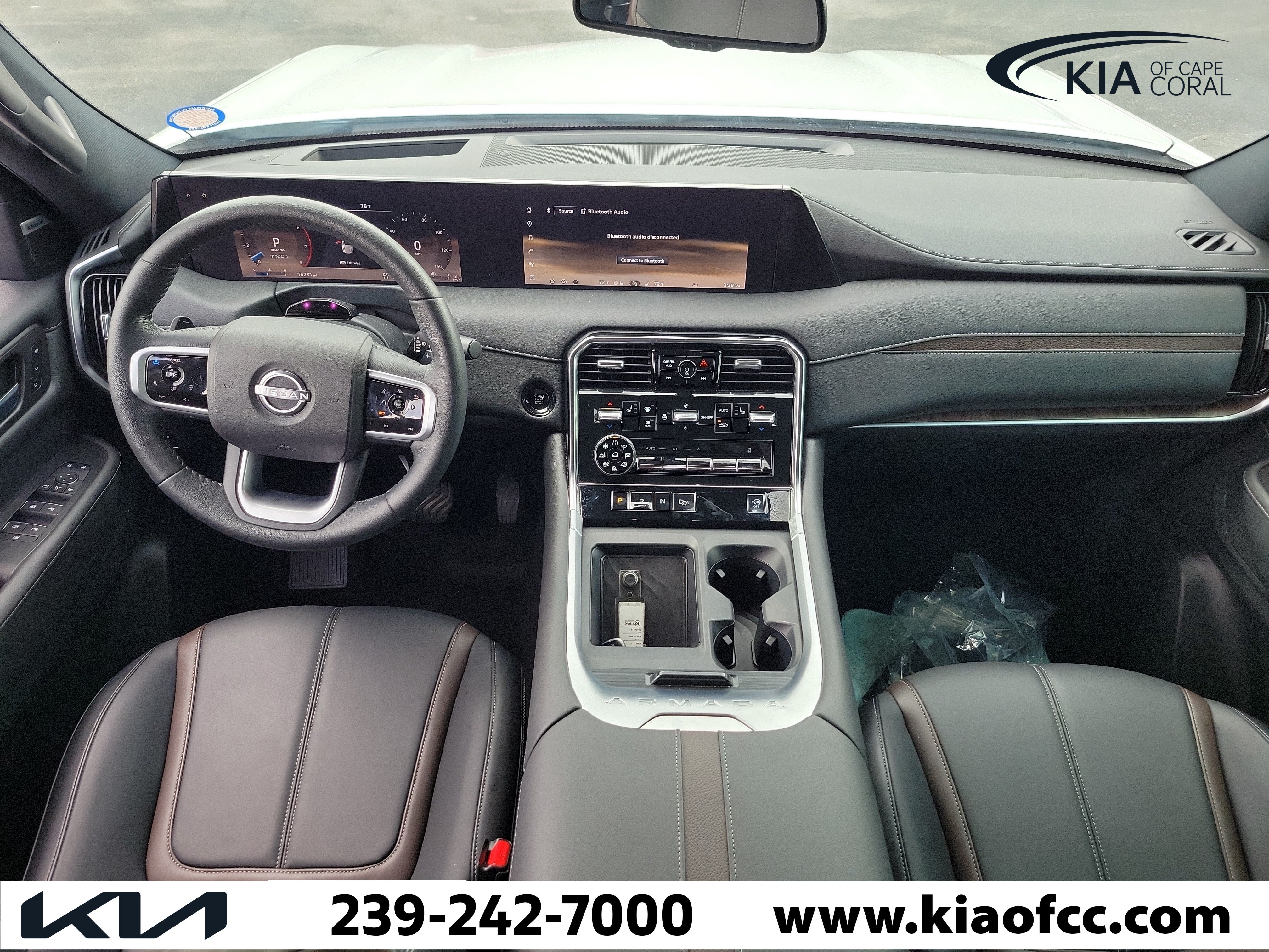 Used 2025 Nissan Armada SL AWD/4WD image 17