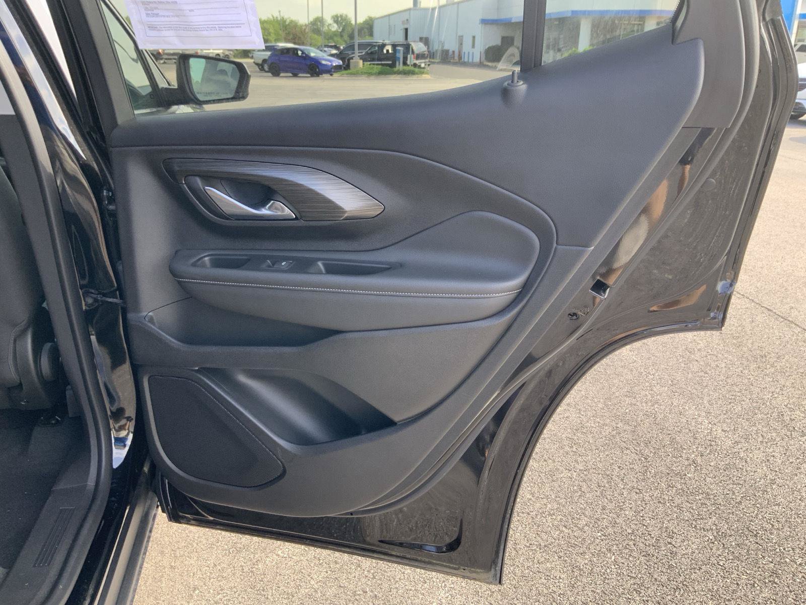 Used 2023 GMC Terrain SLE AWD/4WD image 46