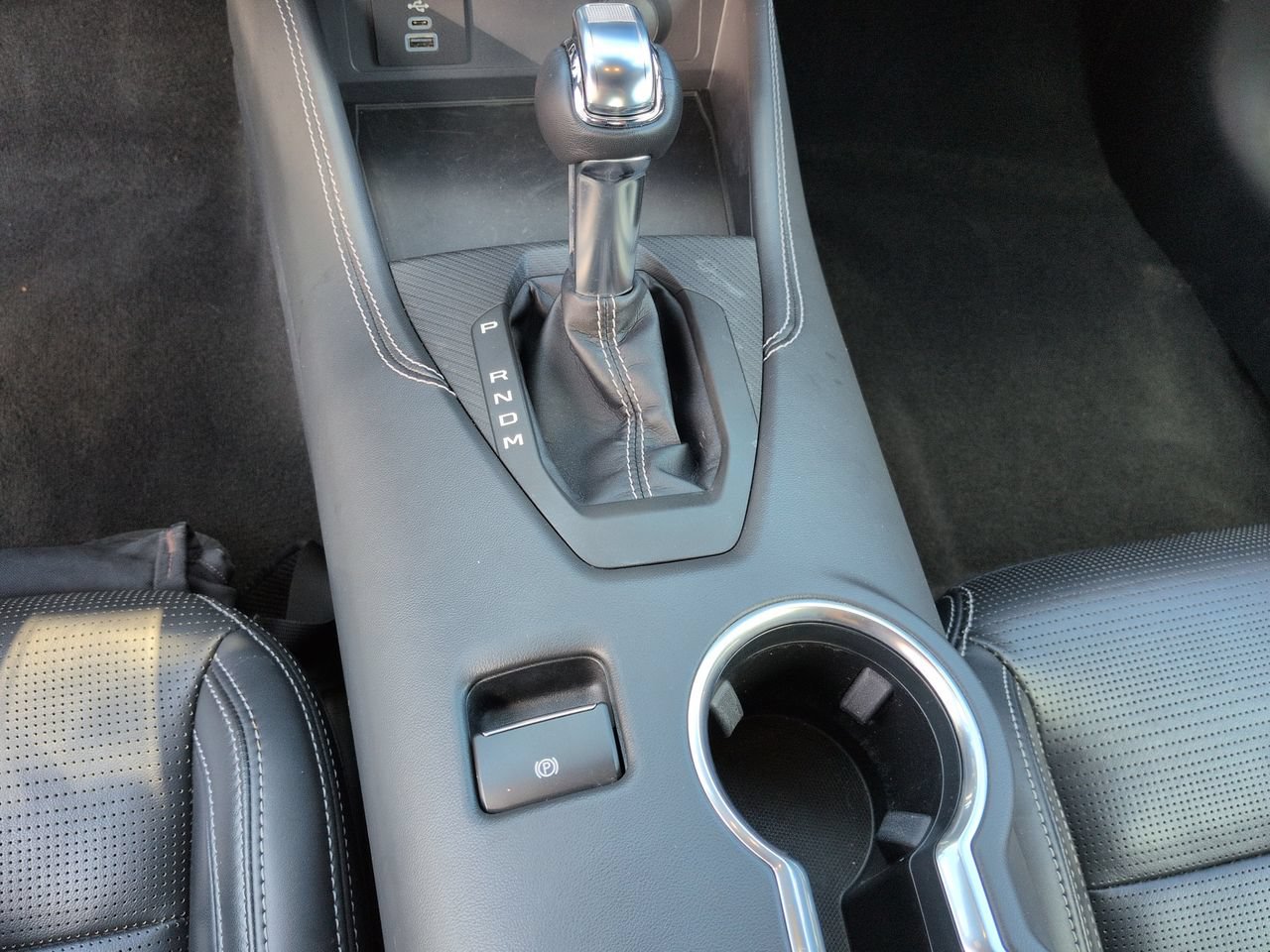 Used 2025 Ford Mustang GT Premium RWD image 17