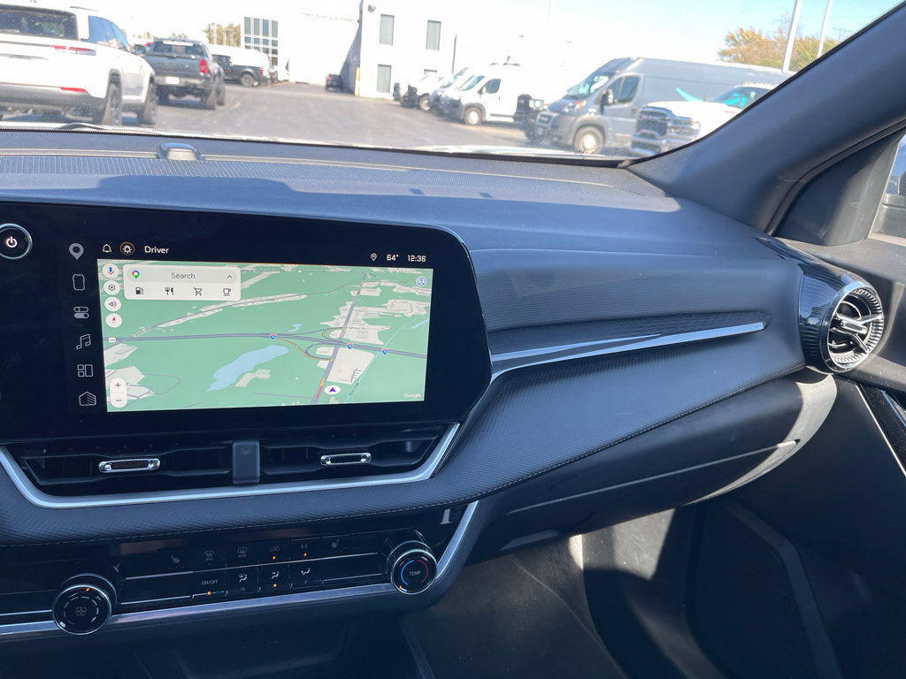 Used 2026 Chevrolet Equinox LT FWD image 16