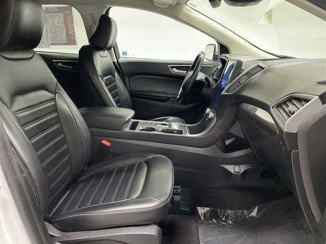 Used 2023 Ford Edge SEL image 18
