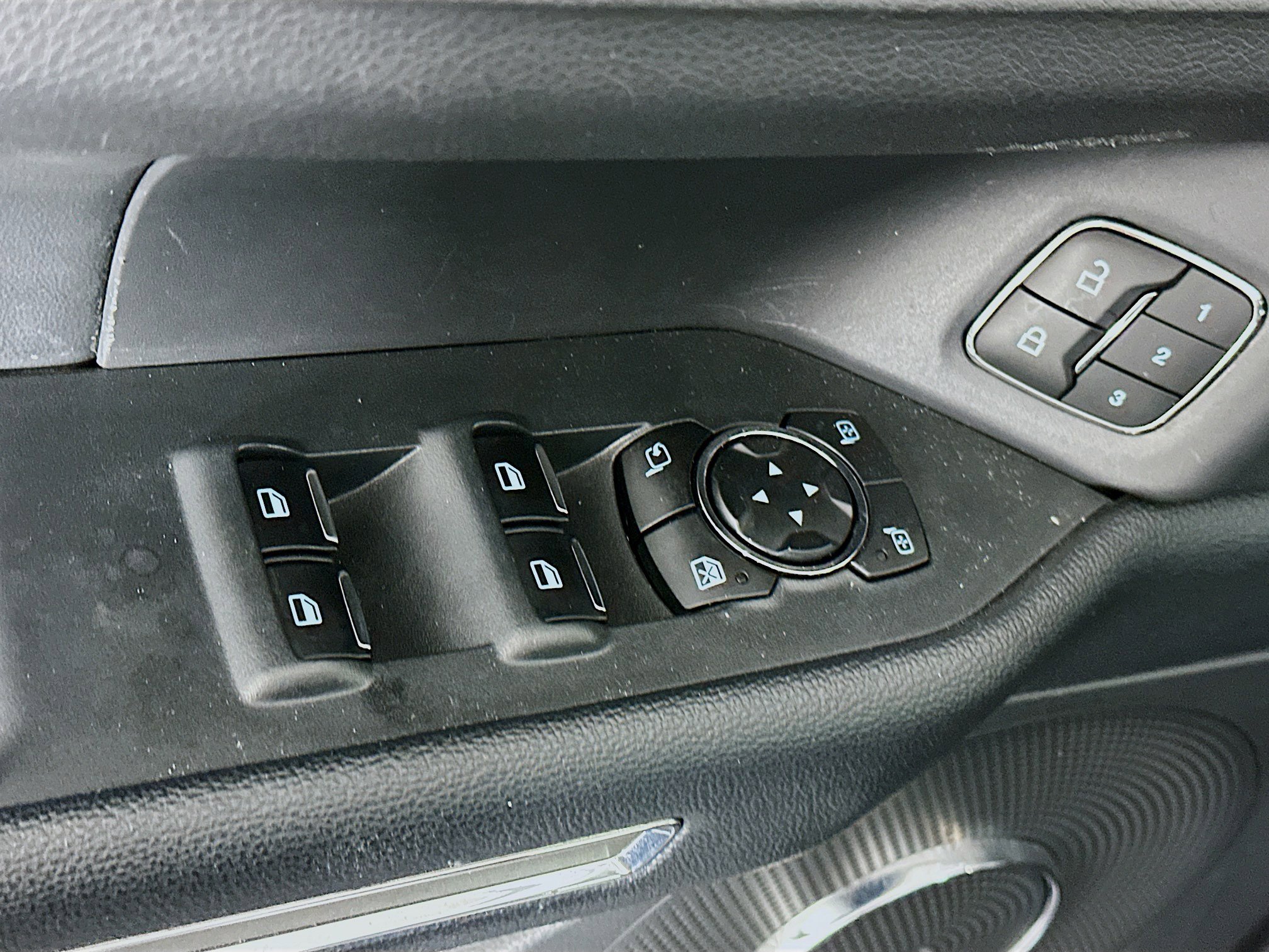 Used 2024 Ford Expedition Max XLT AWD/4WD image 15