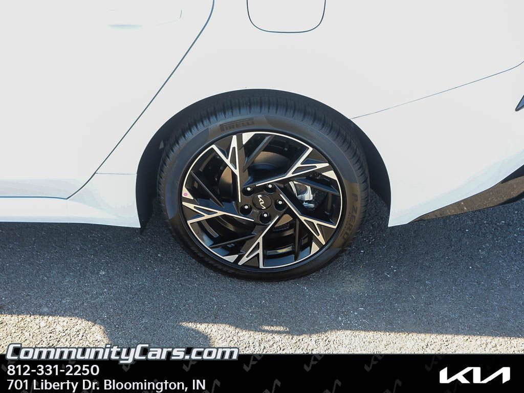 New 2026 Kia K5 GT-Line w/ GT-Line Red Interior Package image 4