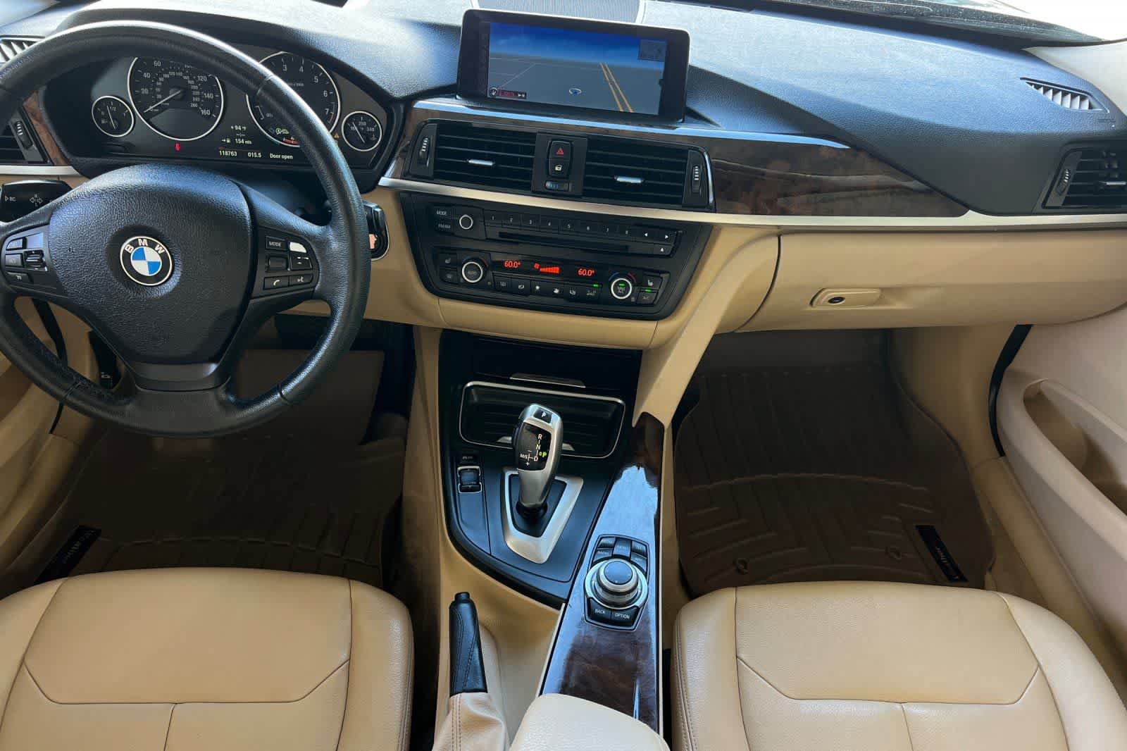 Used 2013 BMW 328i Sedan RWD image 4