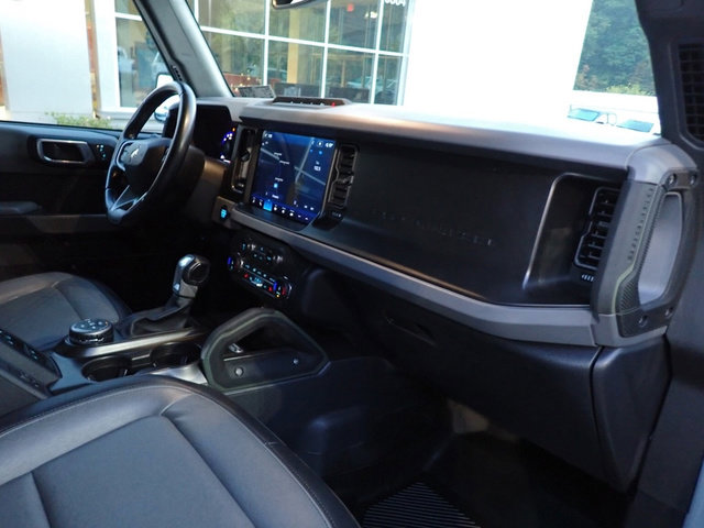 Used 2022 Ford Bronco Everglades image 14