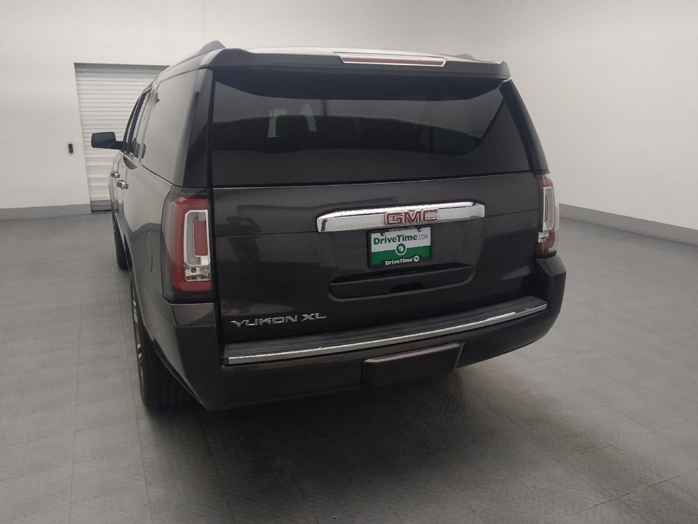 Used 2017 GMC Yukon XL Denali w/ Open Road Package AWD/4WD image 6