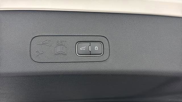 Used 2024 Lincoln Aviator AWD w/ Premium Package image 34