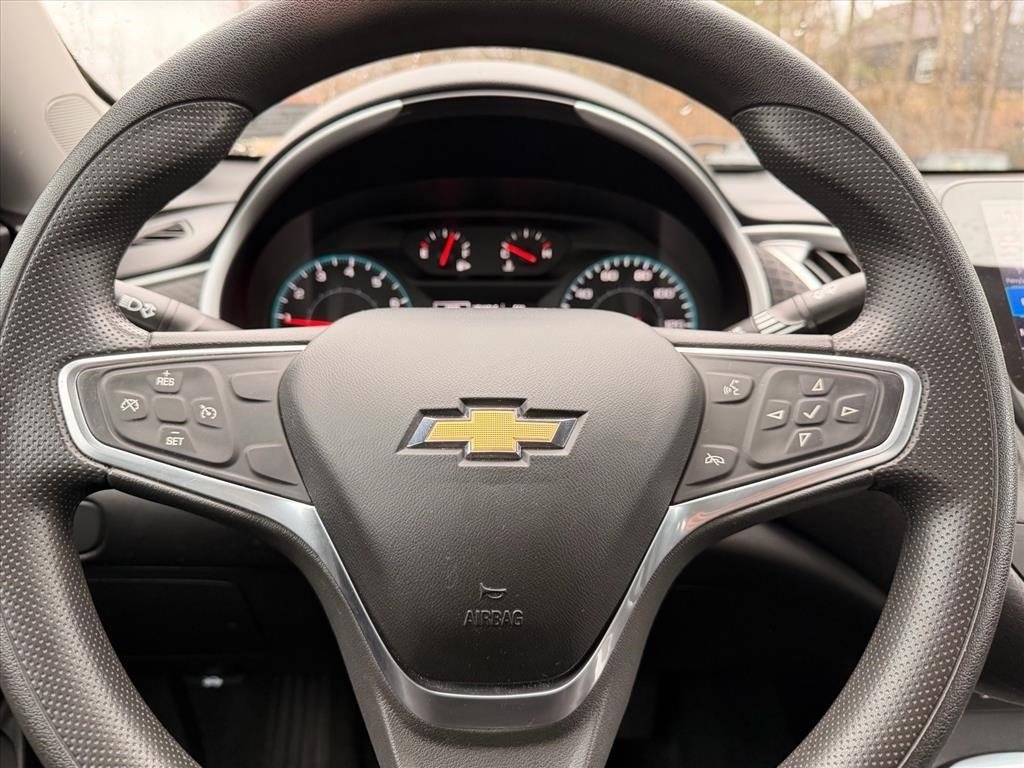 Used 2022 Chevrolet Malibu LT image 14