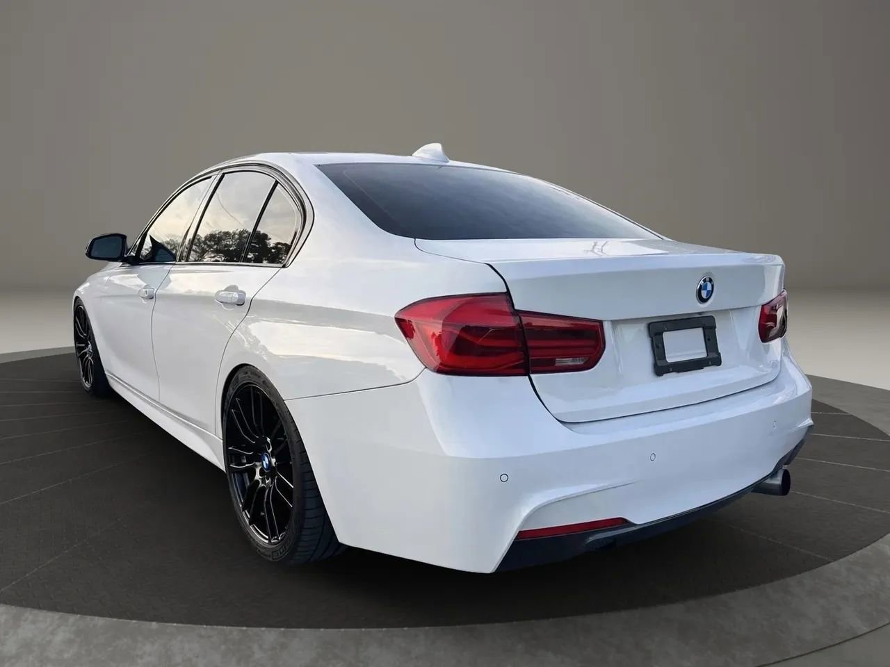 Used 2016 BMW 340i Sedan image 3