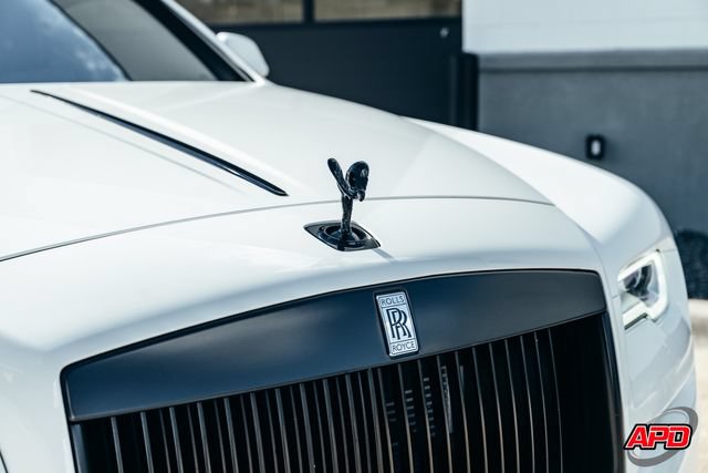 Used 2019 Rolls-Royce Wraith RWD image 31