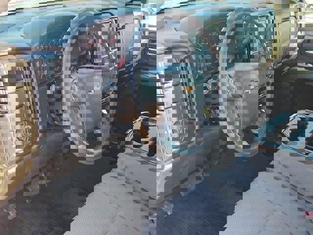 Used 2018 Chevrolet Silverado 1500 Custom w/ Custom Value Package image 9