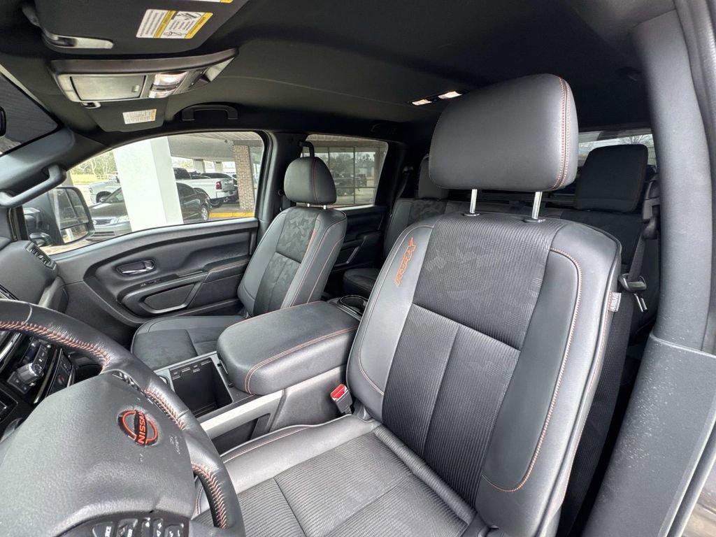 Used 2023 Nissan Titan PRO-4X image 49