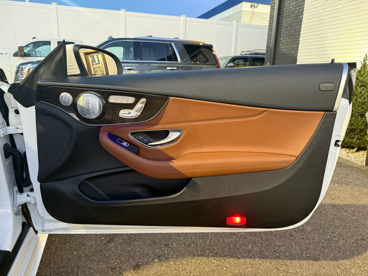 Used 2020 Mercedes-Benz C 300 4MATIC Cabriolet image 31