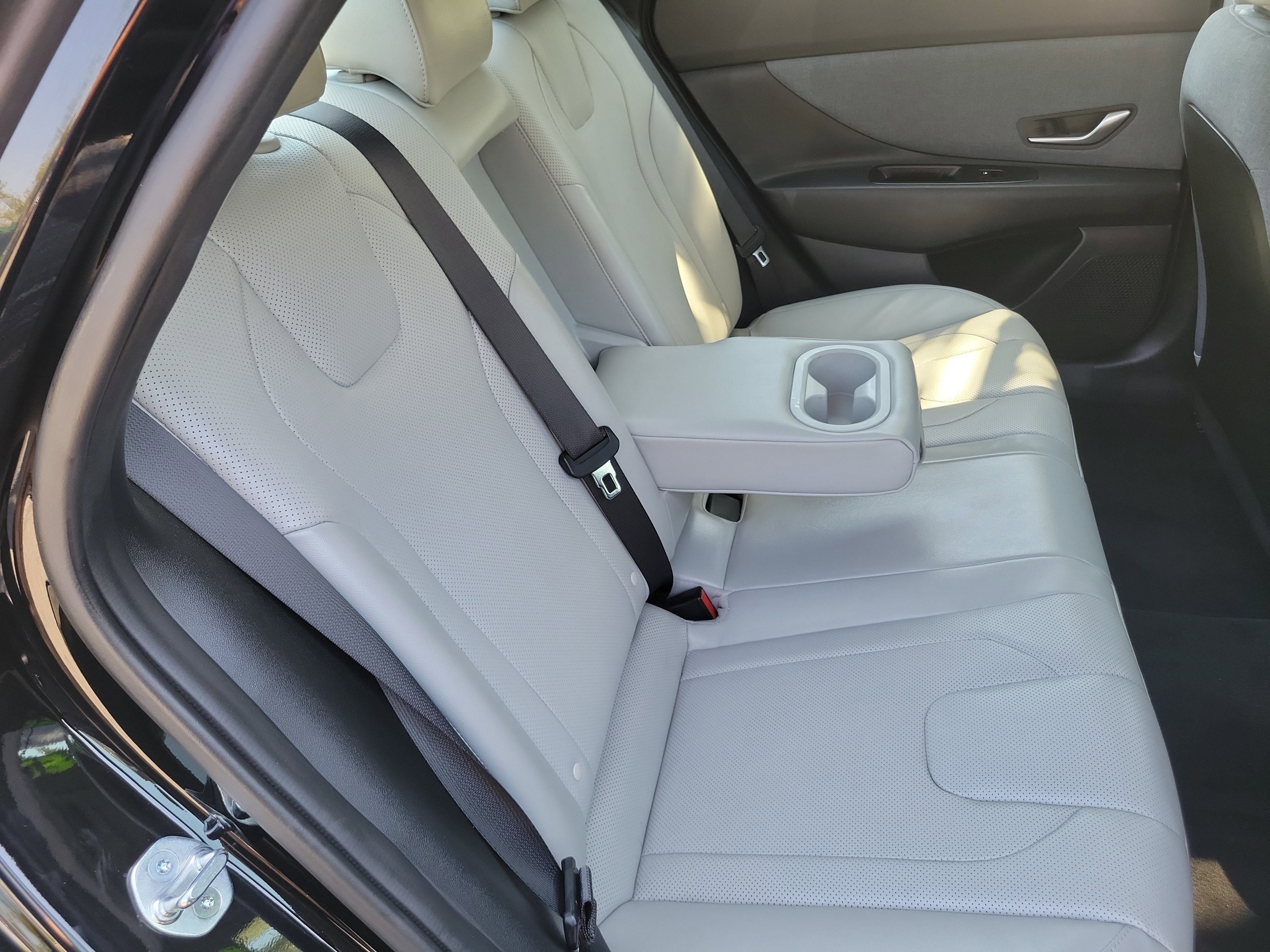 Certified 2023 Hyundai Elantra Limited image 26