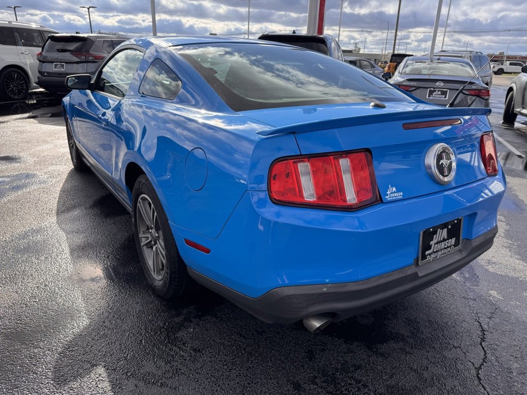Used 2012 Ford Mustang Premium image 3