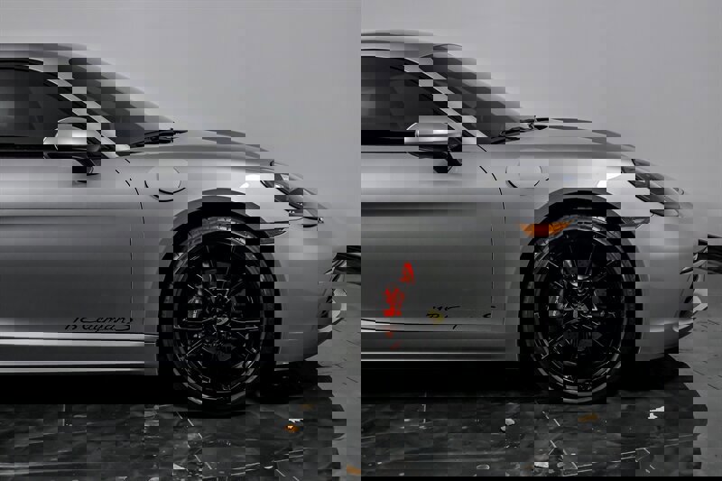 Used 2018 Porsche 718 Cayman S image 12