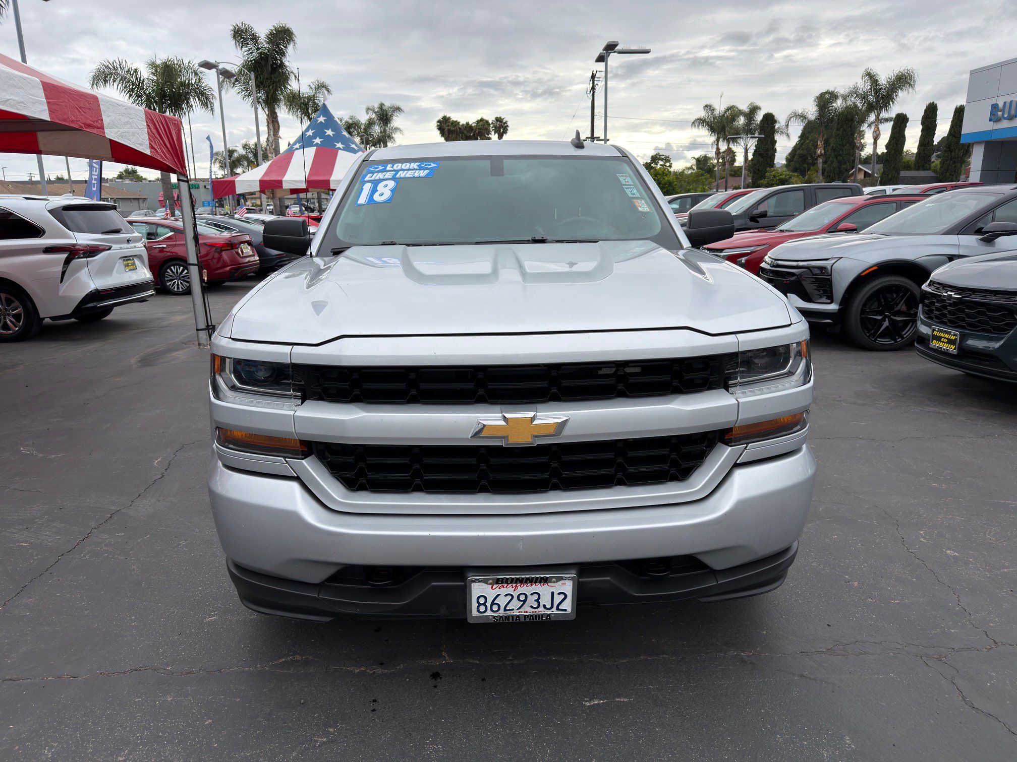 Used 2018 Chevrolet Silverado 1500 Custom w/ Custom Value Package RWD image 3