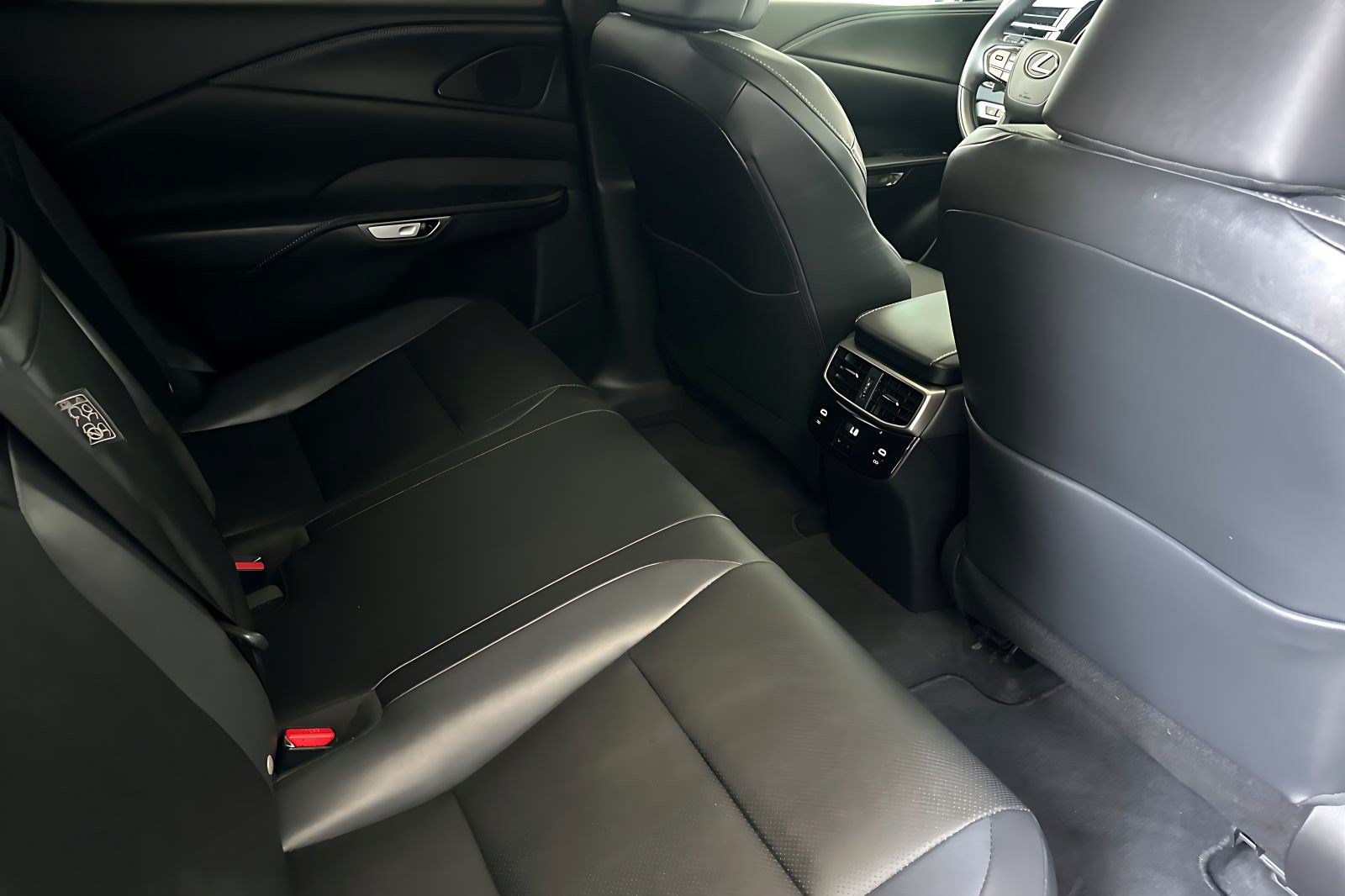 Certified 2024 Lexus RX 350 Premium w/ Convenience Package FWD image 31