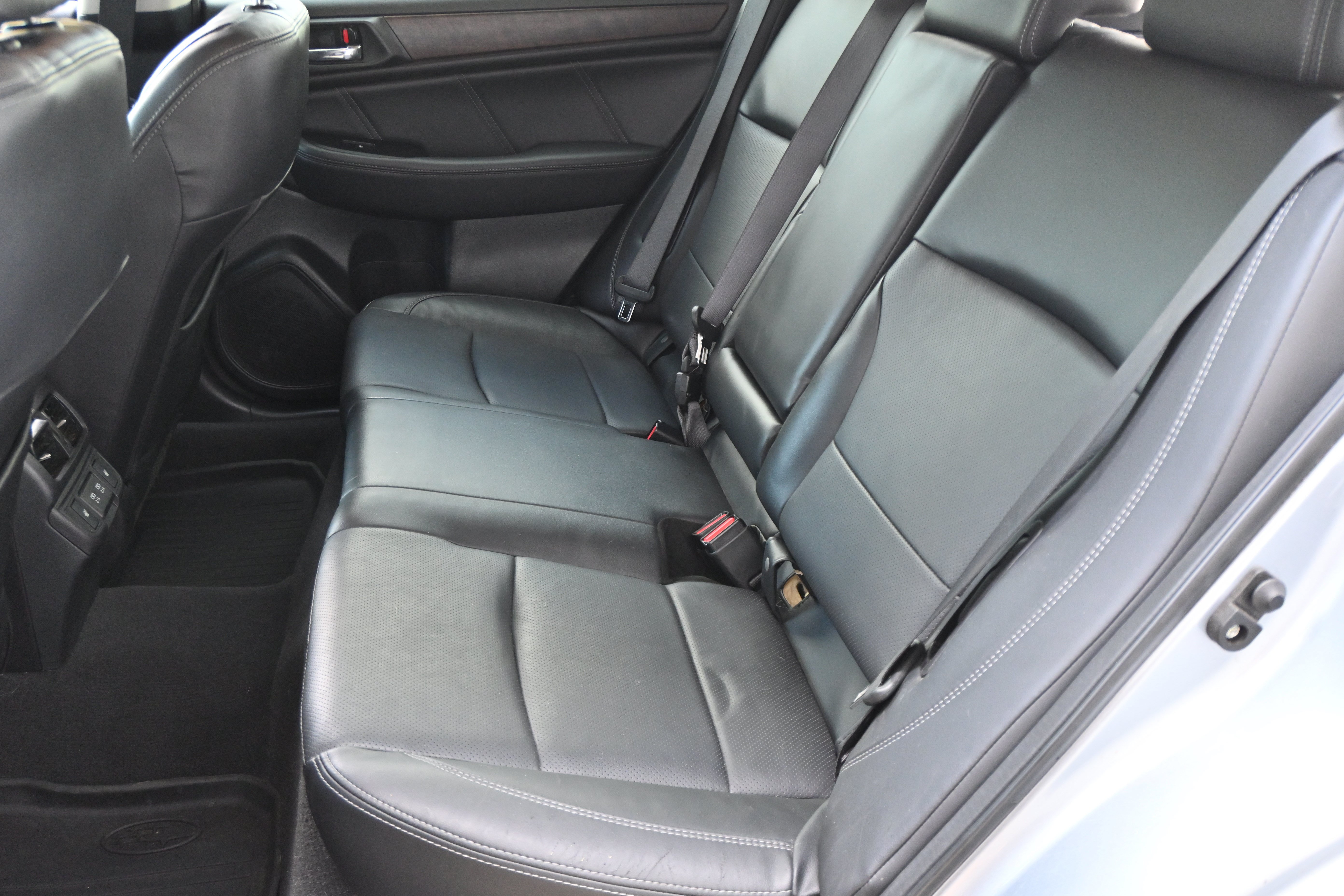 Used 2019 Subaru Outback 2.5i Limited AWD/4WD image 31