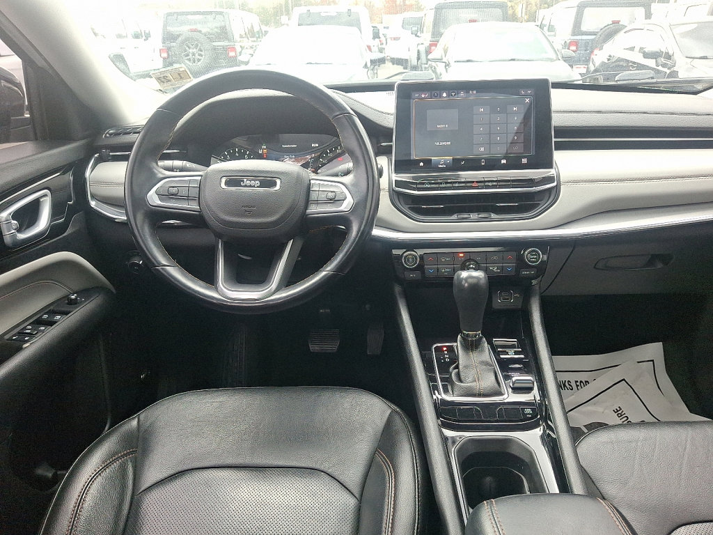 Certified 2022 Jeep Compass Limited w/ Sun and Sound Group image 21