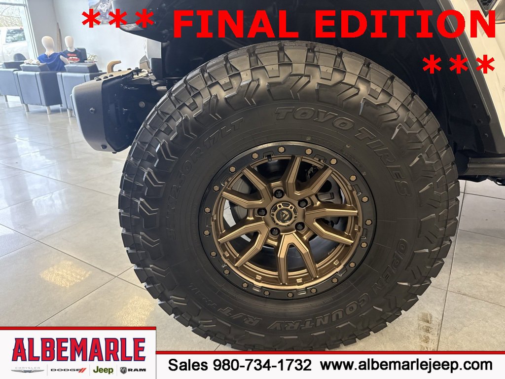 Used 2025 Jeep Wrangler Unlimited Rubicon 392 image 9