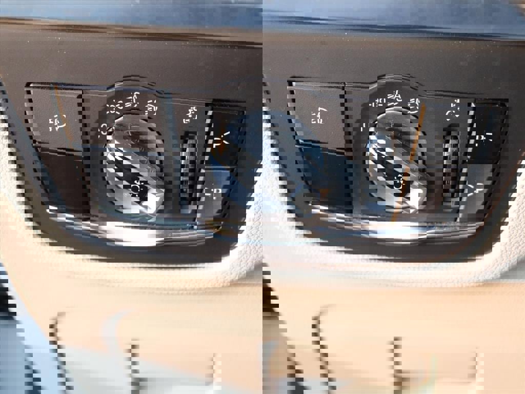 Used 2019 BMW X3 xDrive30i w/ Driving Assistance Package image 16