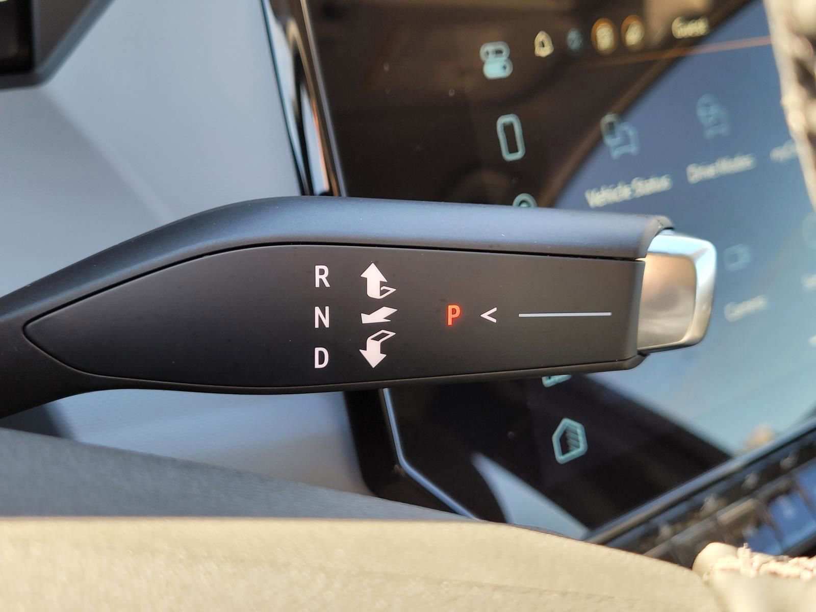 New 2027 Chevrolet Bolt LT w/ Comfort Package image 17