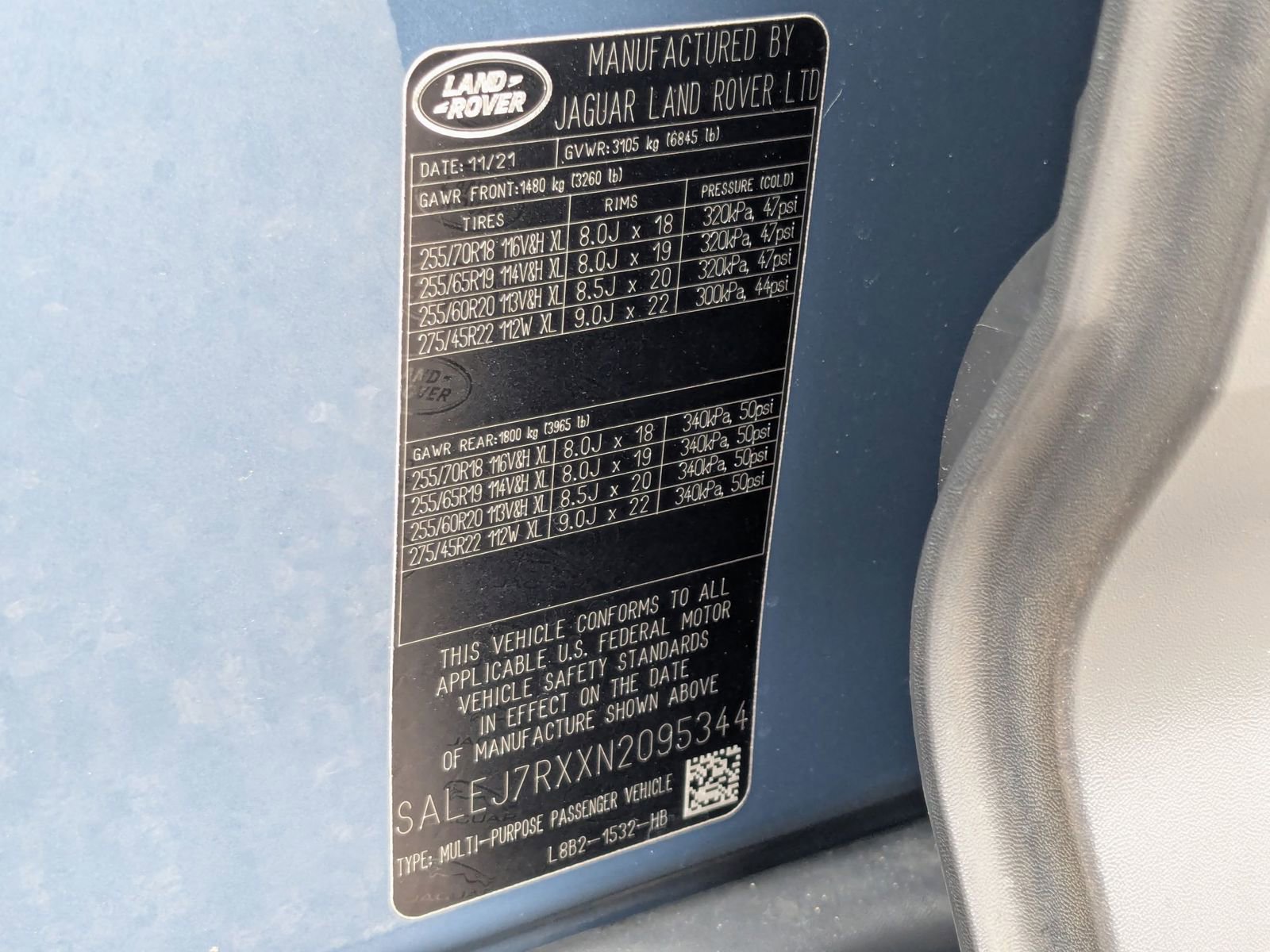 Used 2022 Land Rover Defender 110 S image 25