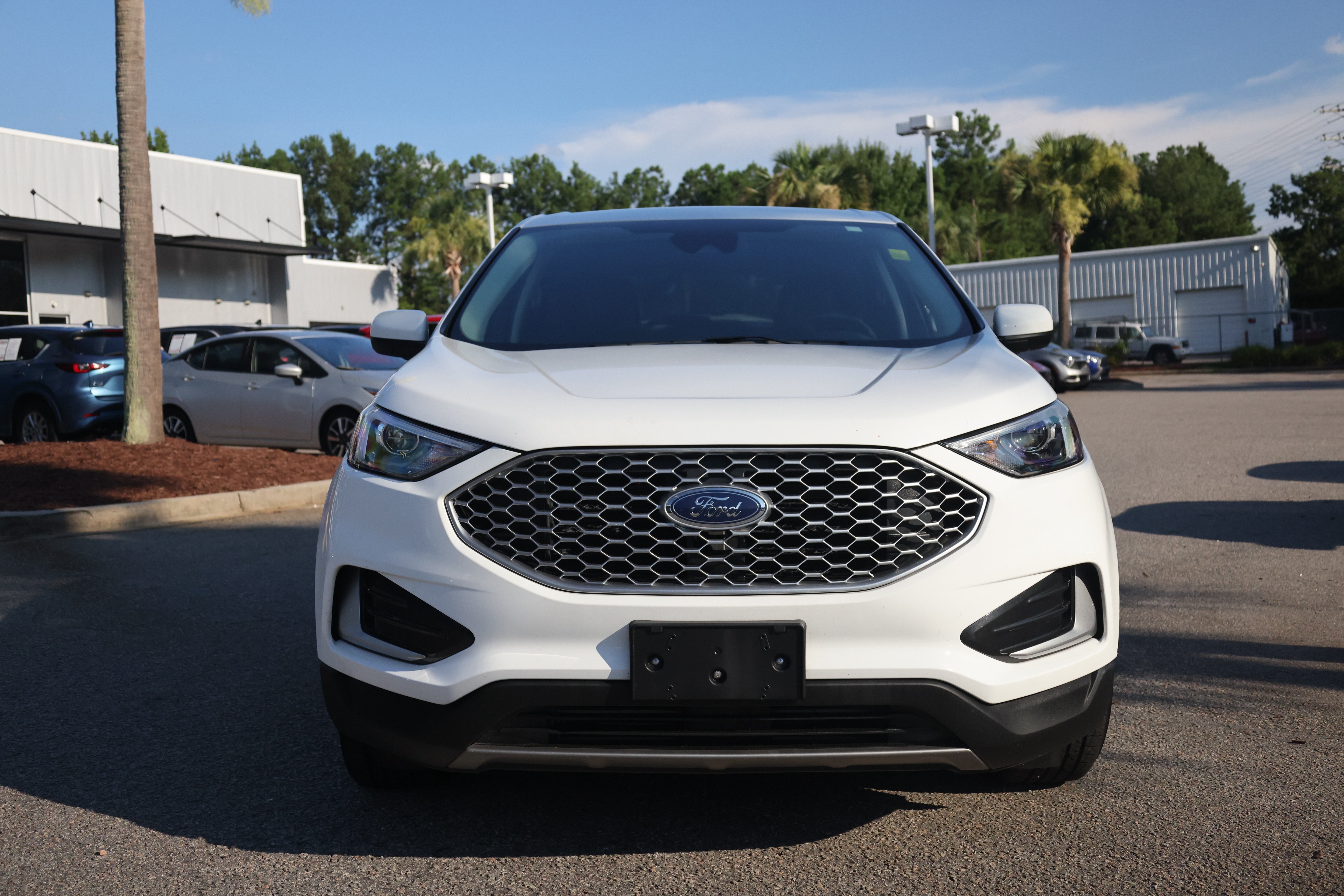 Used 2024 Ford Edge SEL AWD/4WD image 7