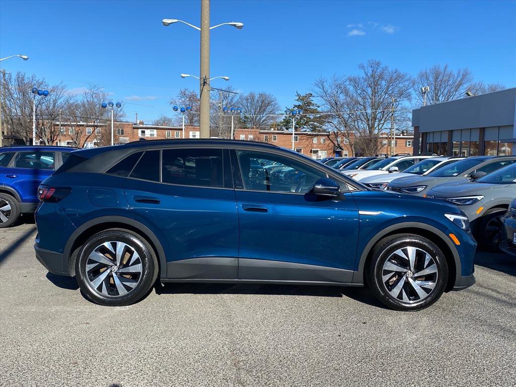 Certified 2023 Volkswagen ID.4 Pro image 2