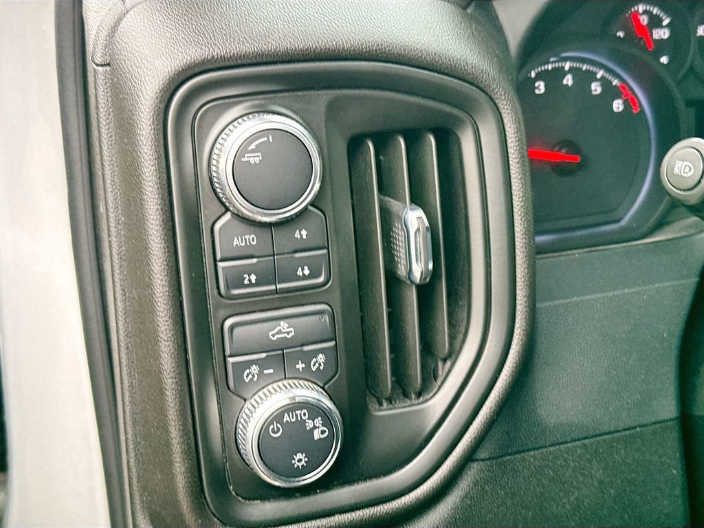 Used 2022 GMC Sierra 1500 Pro w/ Pro Value Package AWD/4WD image 12