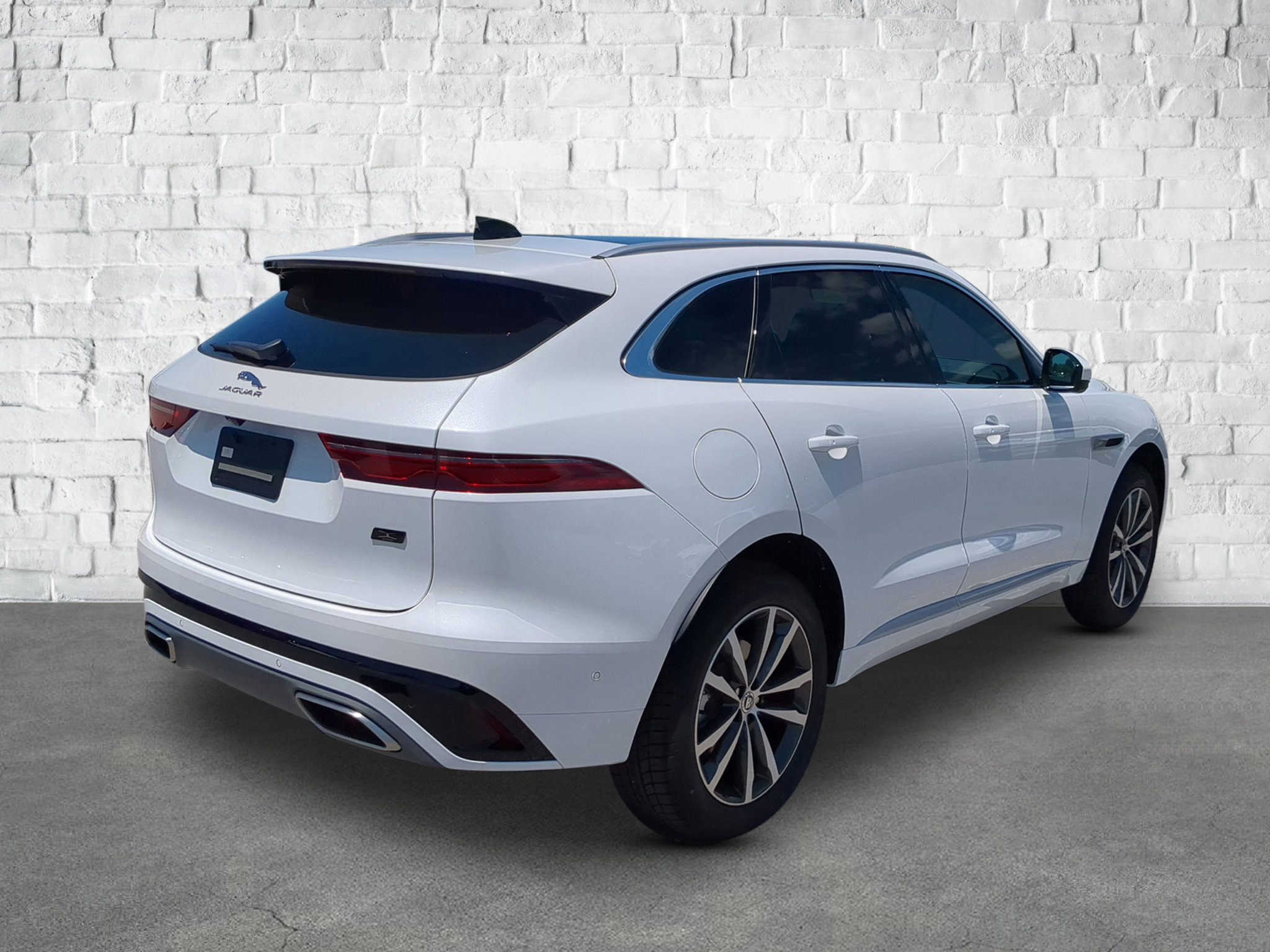 New 2026 Jaguar F-PACE R-Dynamic S image 6