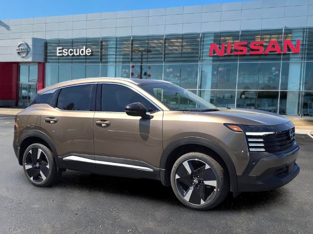 New 2026 Nissan Kicks SR w/ SR Premium Package FWD 360° Tour