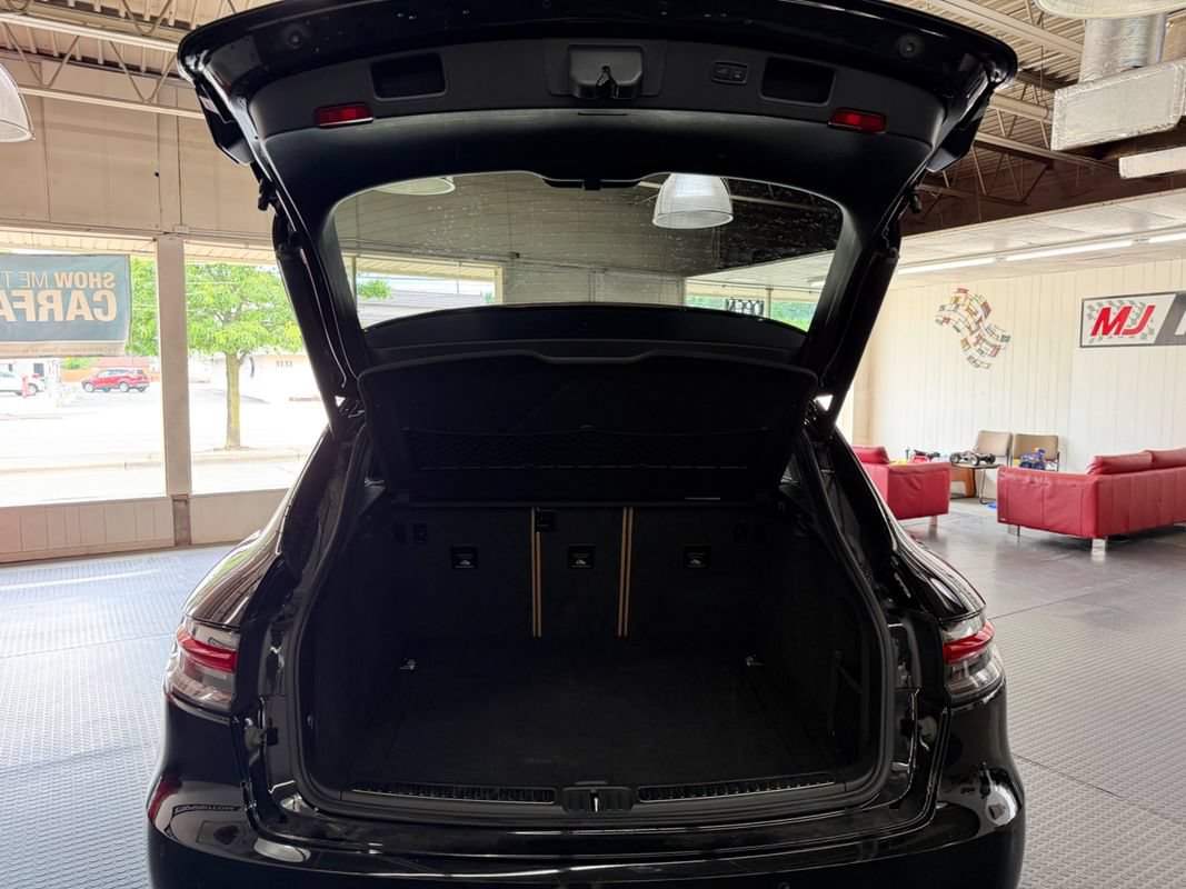 Used 2019 Porsche Macan S AWD/4WD image 43