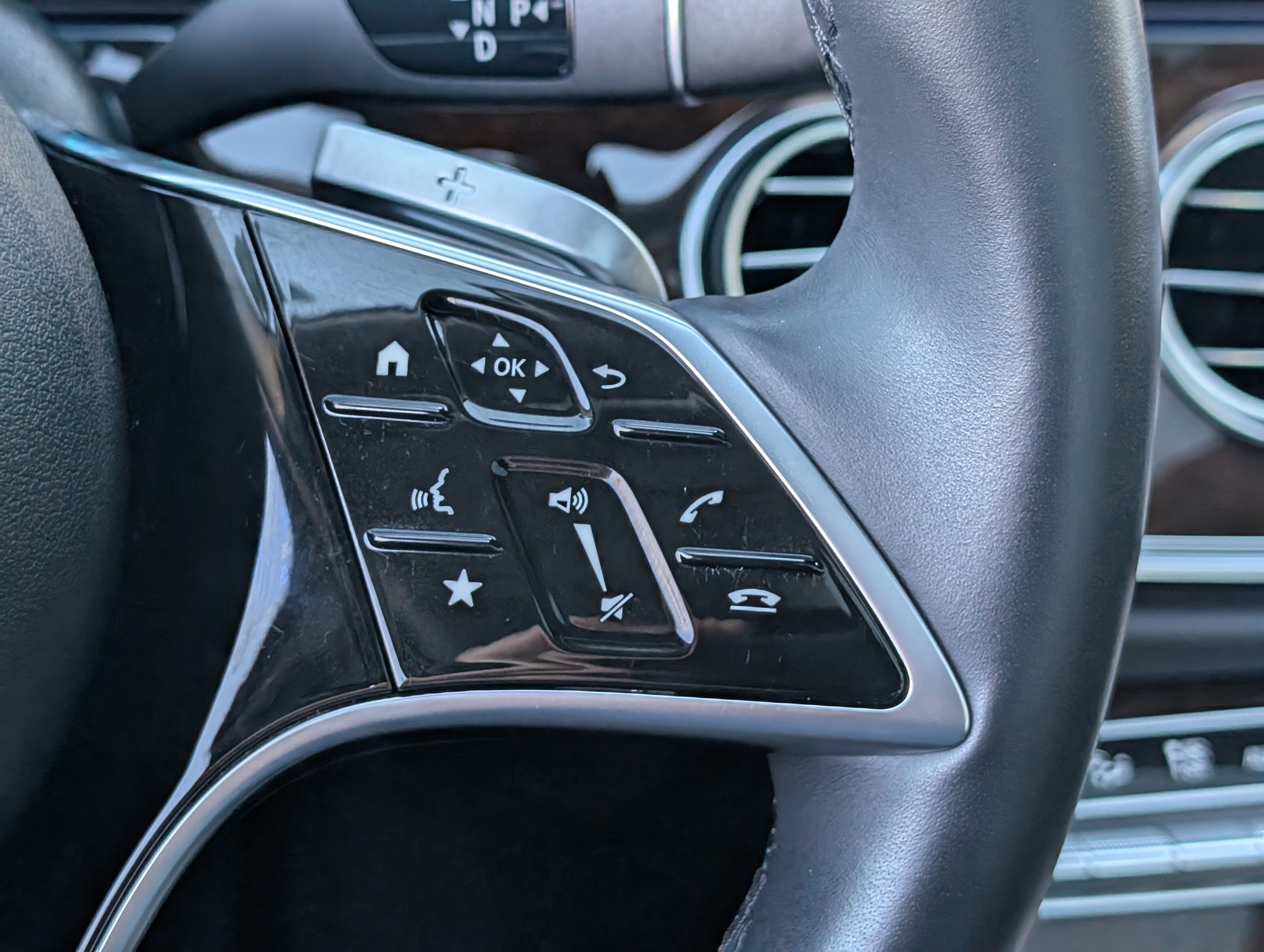 Used 2023 Mercedes-Benz E 450 4MATIC Sedan image 25