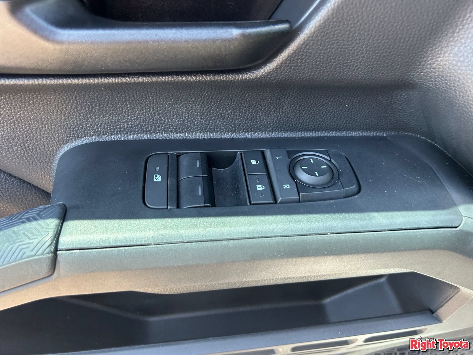 New 2026 Toyota Tacoma SR5 RWD image 16