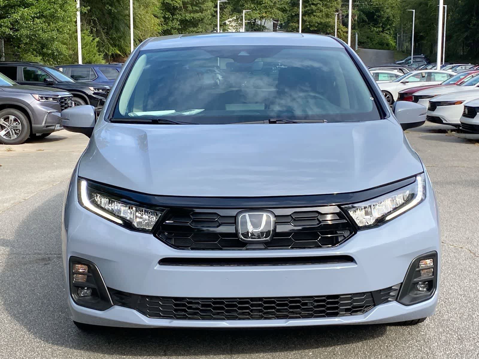New 2026 Honda Odyssey Touring image 6