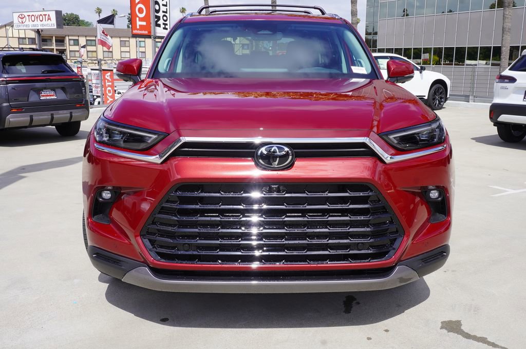 New 2026 Toyota Grand Highlander Limited FWD image 2