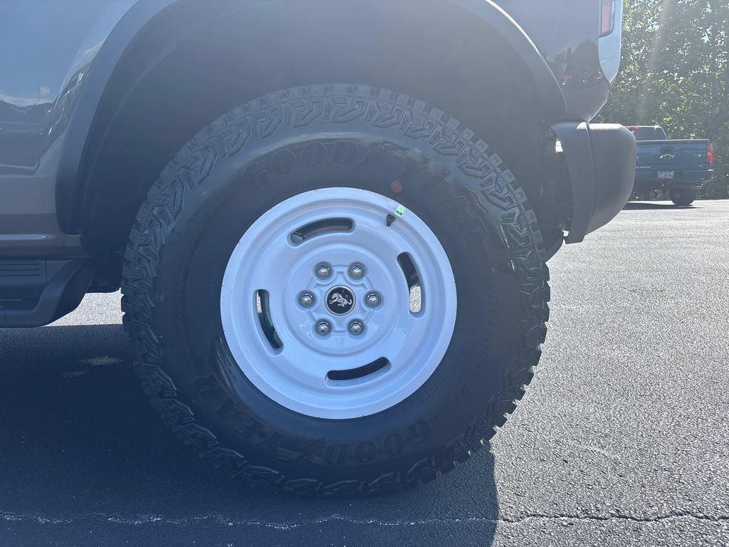 New 2026 Ford Bronco Heritage Edition AWD/4WD image 10