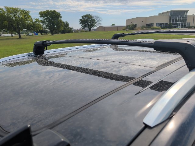 Used 2023 Chevrolet Suburban Premier AWD/4WD image 19