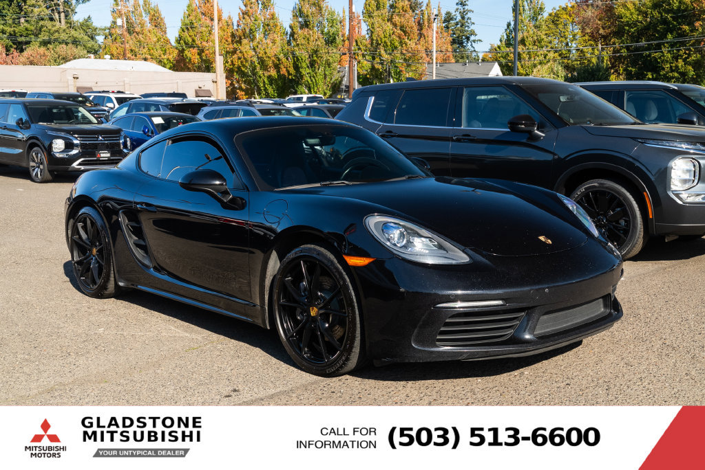 Used 2018 Porsche 718 Cayman RWD image 1