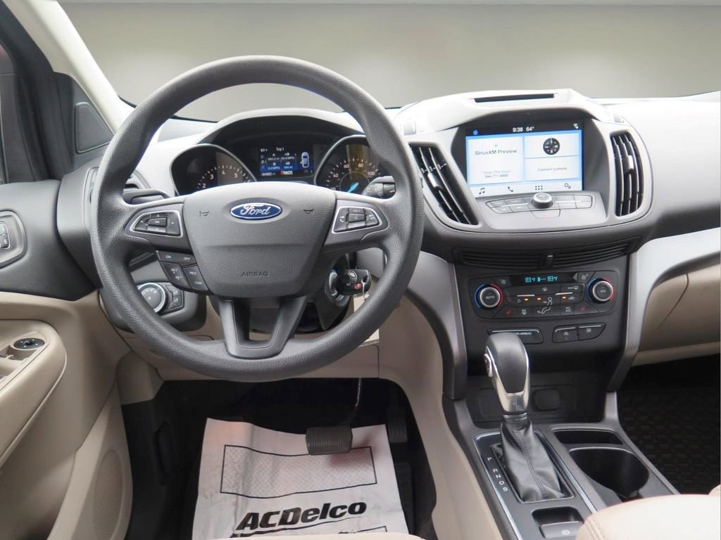 Used 2018 Ford Escape SE w/ SE Sync 3 Package FWD image 21