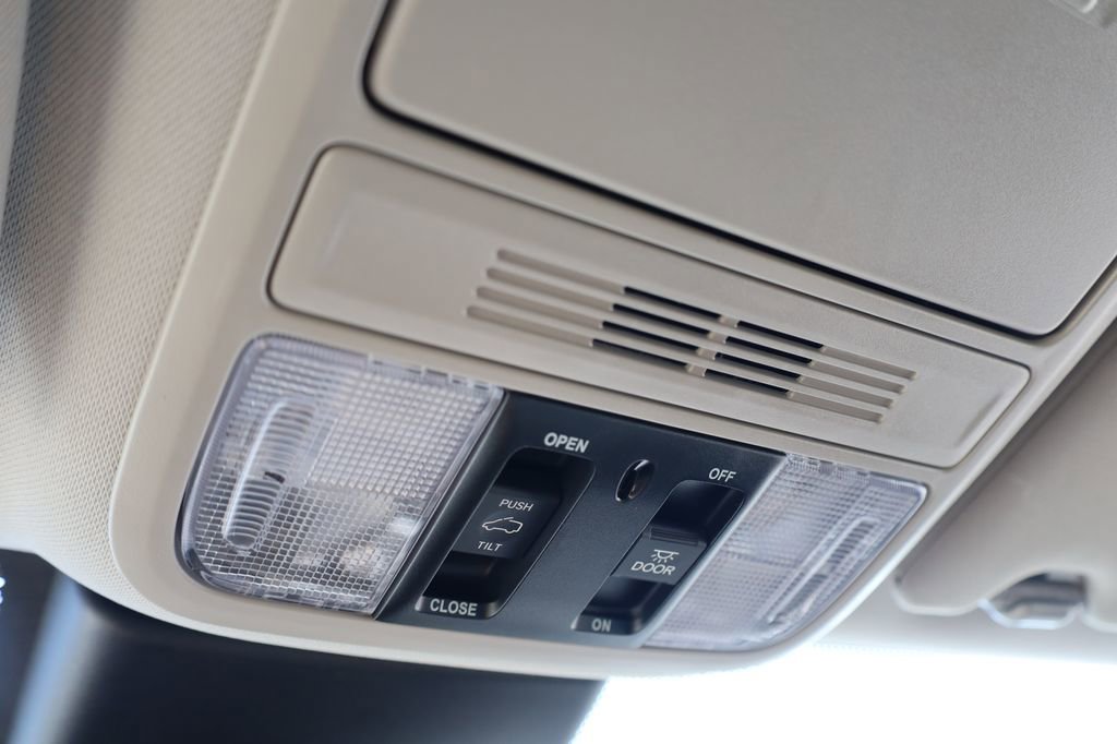 New 2026 Honda Odyssey Elite image 25