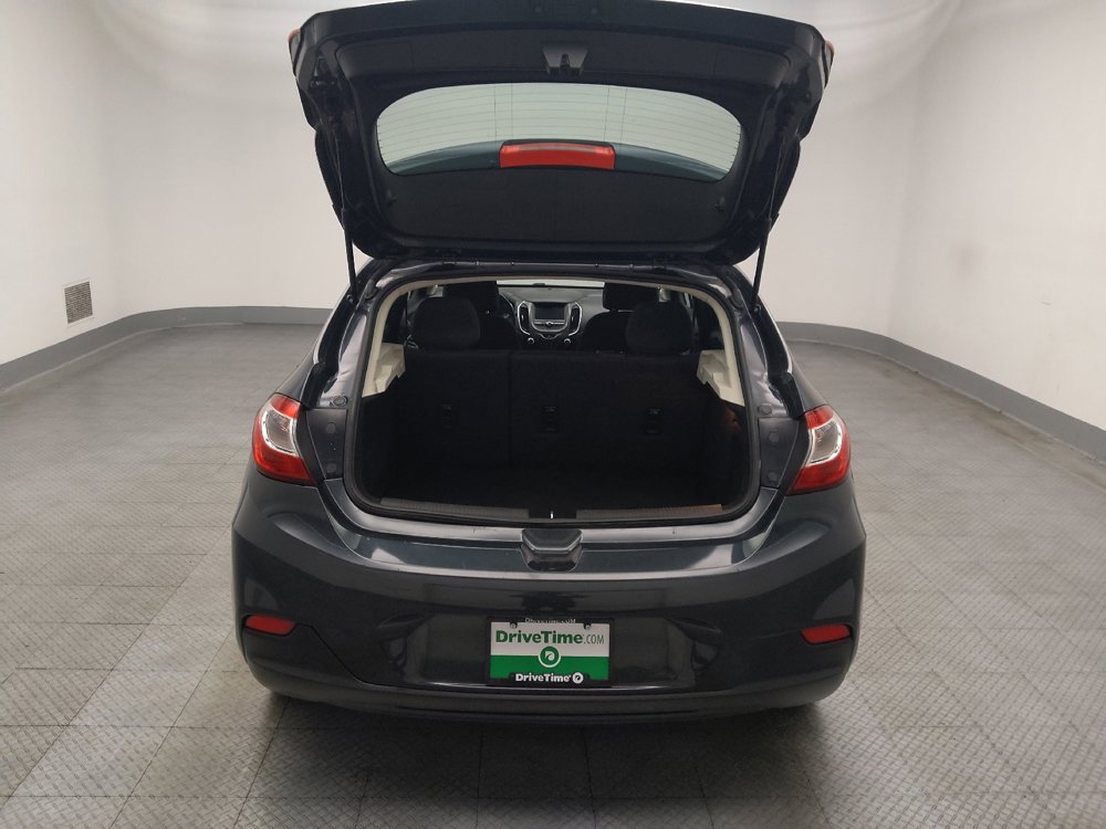 Used 2018 Chevrolet Cruze LT FWD image 29
