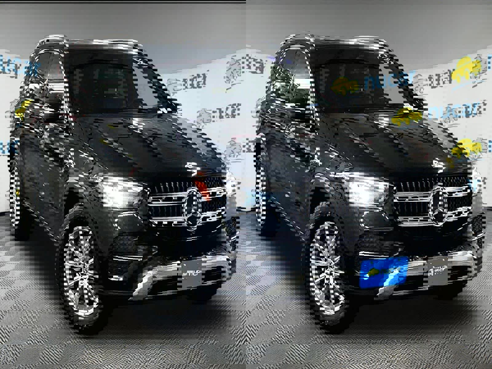 Used 2024 Mercedes-Benz GLE 450e 4MATIC image 1