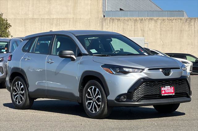 Certified 2025 Toyota Corolla Cross AWD Hybrid image 5
