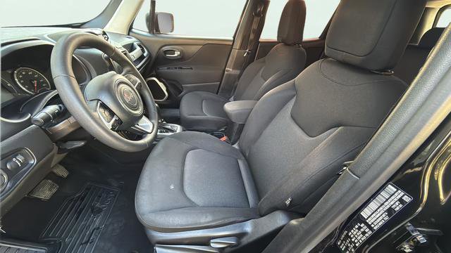 Used 2019 Jeep Renegade Sport w/ UConnect 7.0 Group image 12