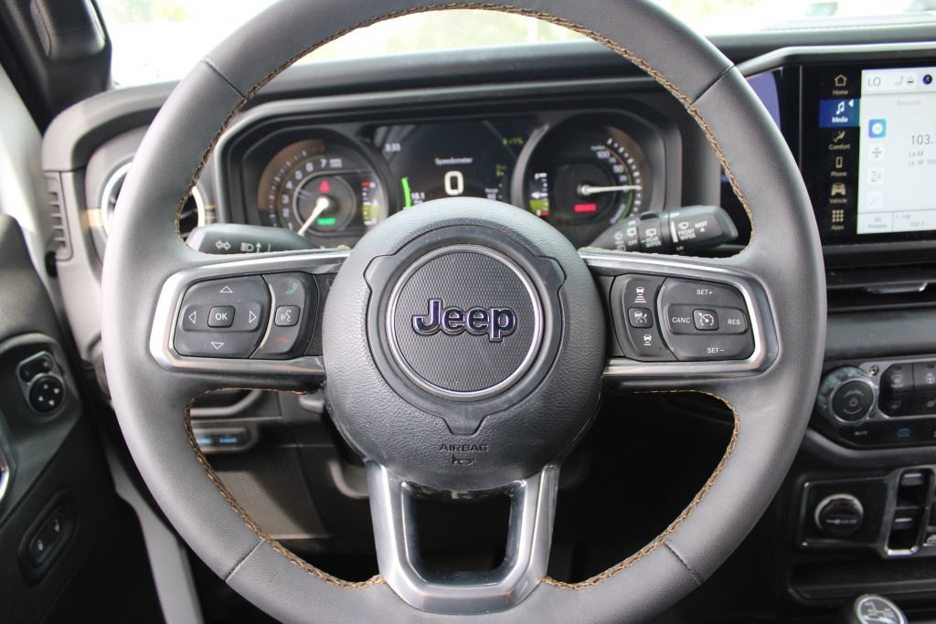 Used 2024 Jeep Wrangler Unlimited Sahara w/ Safety Group image 27