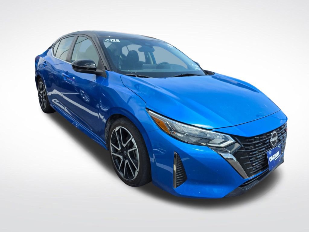 Used 2025 Nissan Sentra SR FWD image 8